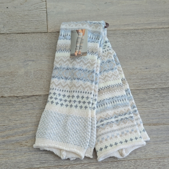 NWT Leg warmers OS Color Sand - Picture 1 of 3